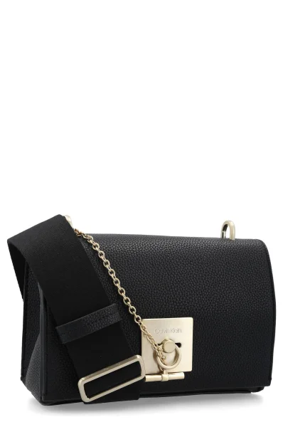 Дамска чанта за рамо CK LOCK MEDIUM FLAP Calvin Klein черен